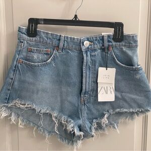 Zara high rise size 8 denim cut off shirts. Never worn, New with tags.